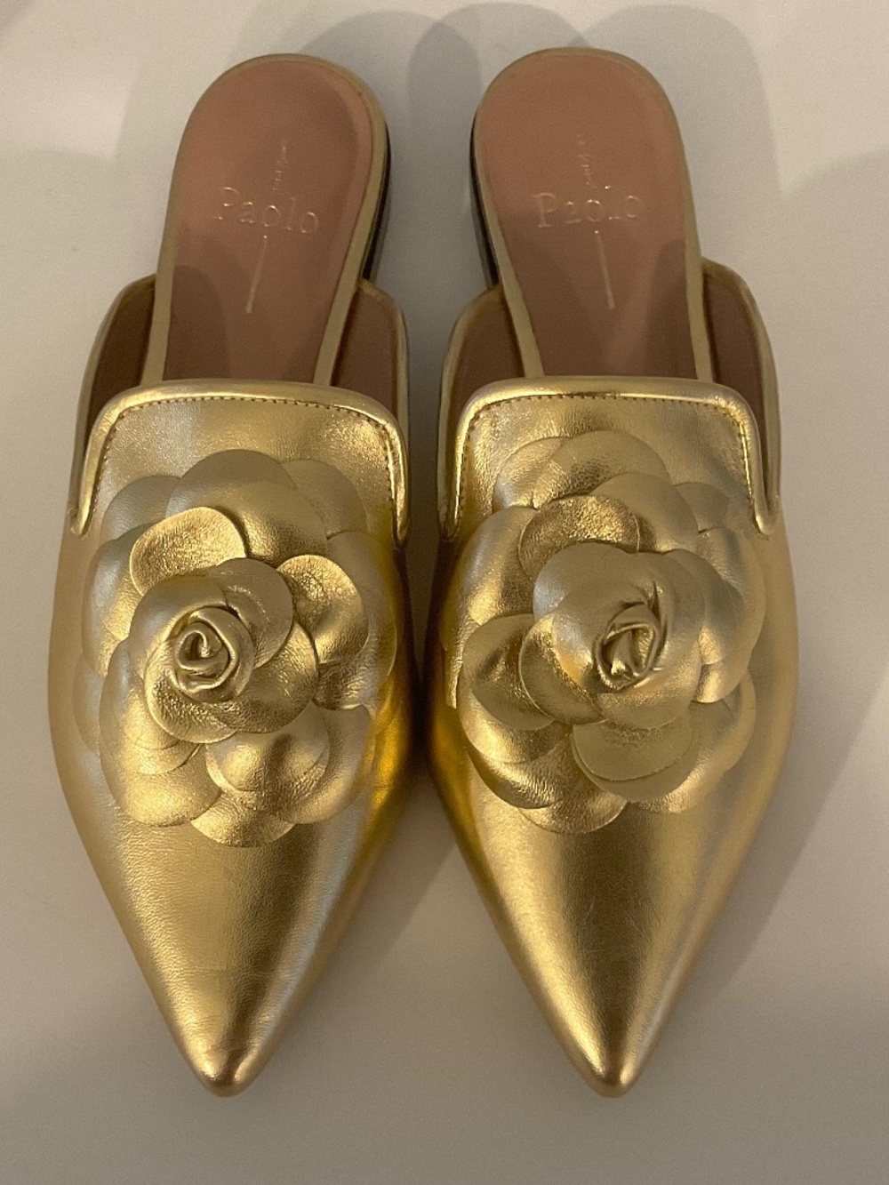 LINEA  PAOLO  Mule 3-D Flower Gold Size 7 - Picture 9 of 9